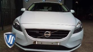Volvo V-40 V40 (MV), Hatchback 5-drs, 2012 / 2019 2.0 D3 20V picture 5