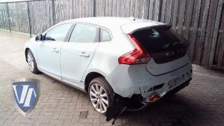 Volvo V-40 V40 (MV), Hatchback 5-drs, 2012 / 2019 2.0 D3 20V picture 3