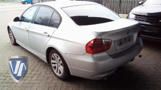 BMW 3-serie 3 serie (E90), Sedan, 2005 / 2011 320d 16V picture 3