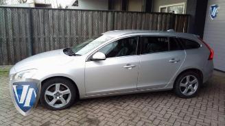 Volvo V-60 V60 I (FW/GW), Combi, 2010 / 2018 1.6 DRIVe picture 2