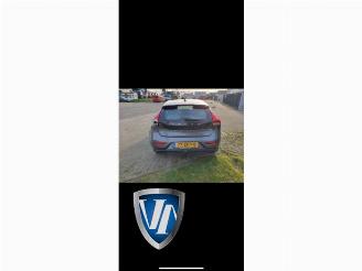 Volvo V-40 V40 (MV), Hatchback 5-drs, 2012 / 2019 1.6 D2 picture 3