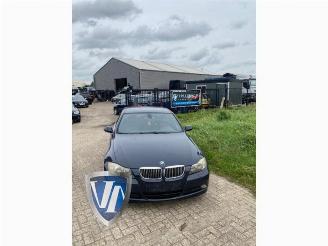 Dezmembrări autoturisme BMW 3-serie 3 serie (E90), Sedan, 2005 / 2011 325i 24V 2005/4
