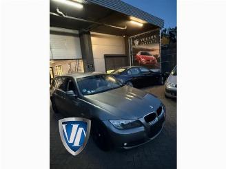Uttjänta bilar auto BMW 3-serie  2009/6