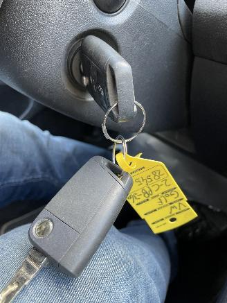 Volkswagen Golf 1.6 tdi 5drs picture 17