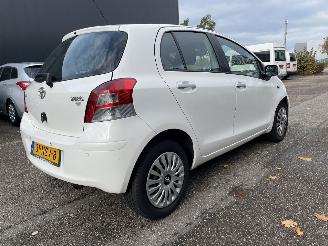 Toyota Yaris 1.3 5drs 74kw Clima picture 4