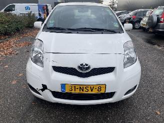 Toyota Yaris 1.3 5drs 74kw Clima picture 6