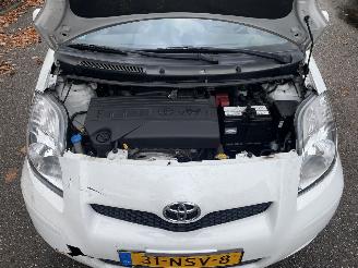 Toyota Yaris 1.3 5drs 74kw Clima picture 8