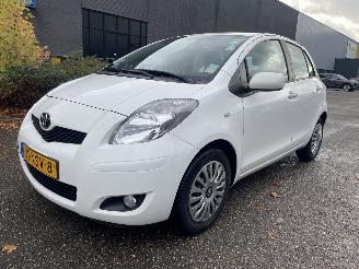 Toyota Yaris 1.3 5drs 74kw Clima picture 5
