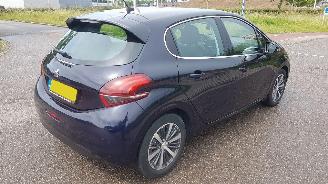 Peugeot 208 ALLURE  110PK picture 7