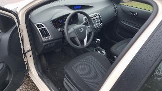 Hyundai I-20 AUTOMAAT picture 16