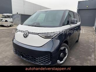Vaurioauto  passenger cars Volkswagen ID.Buzz Bus 150 kW Pro 2× EL. Tur 2024/4