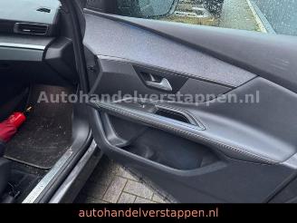 Peugeot 3008 II Allure GT Line 96KW Puretech Panorama picture 17