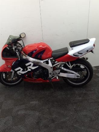 Honda CBR 900  picture 7