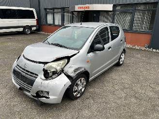 Voiture accidenté Suzuki Alto 1.0 12V. 2010/6