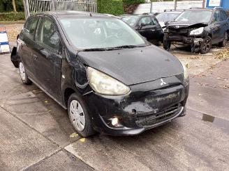 demontáž osobní automobily Mitsubishi Space-star Space Star (A0), Hatchback, 2012 1.0 12V 2013/6