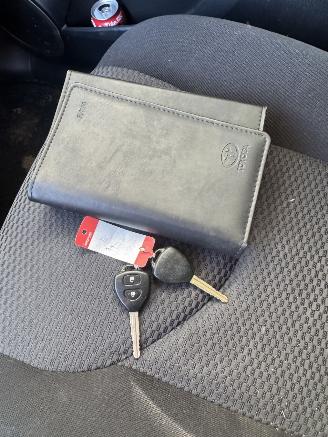 Toyota Rav-4  picture 15