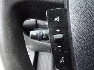 Peugeot Boxer 330 2.0 BlueHDI L2H2 Premium Pack 2 x schuifdeur picture 23