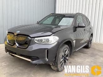 Vrakbiler auto BMW iX3 iX3, SUV, 2020 80 kWh 2021/7