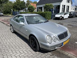 disassembly passenger cars Mercedes CLK 2.0 - 16V Coupe 1999/5
