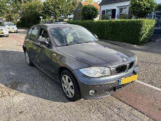 Vrakbiler auto BMW 1-serie 116i 2004/12
