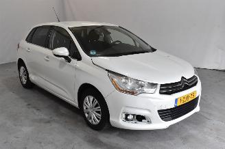 uszkodzony samochody osobowe Citroën C4 1.2 PureT. Ligne Bns 2015/1