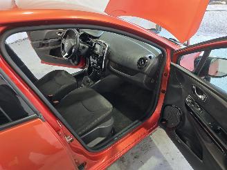 Renault Clio 0.9 TCe Expression picture 15