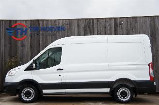 Vaurioauto  passenger cars Ford Transit 2.2 TDCi L2H2 Airco Cruise 3-Persoons 74KW Euro 5 2014/10