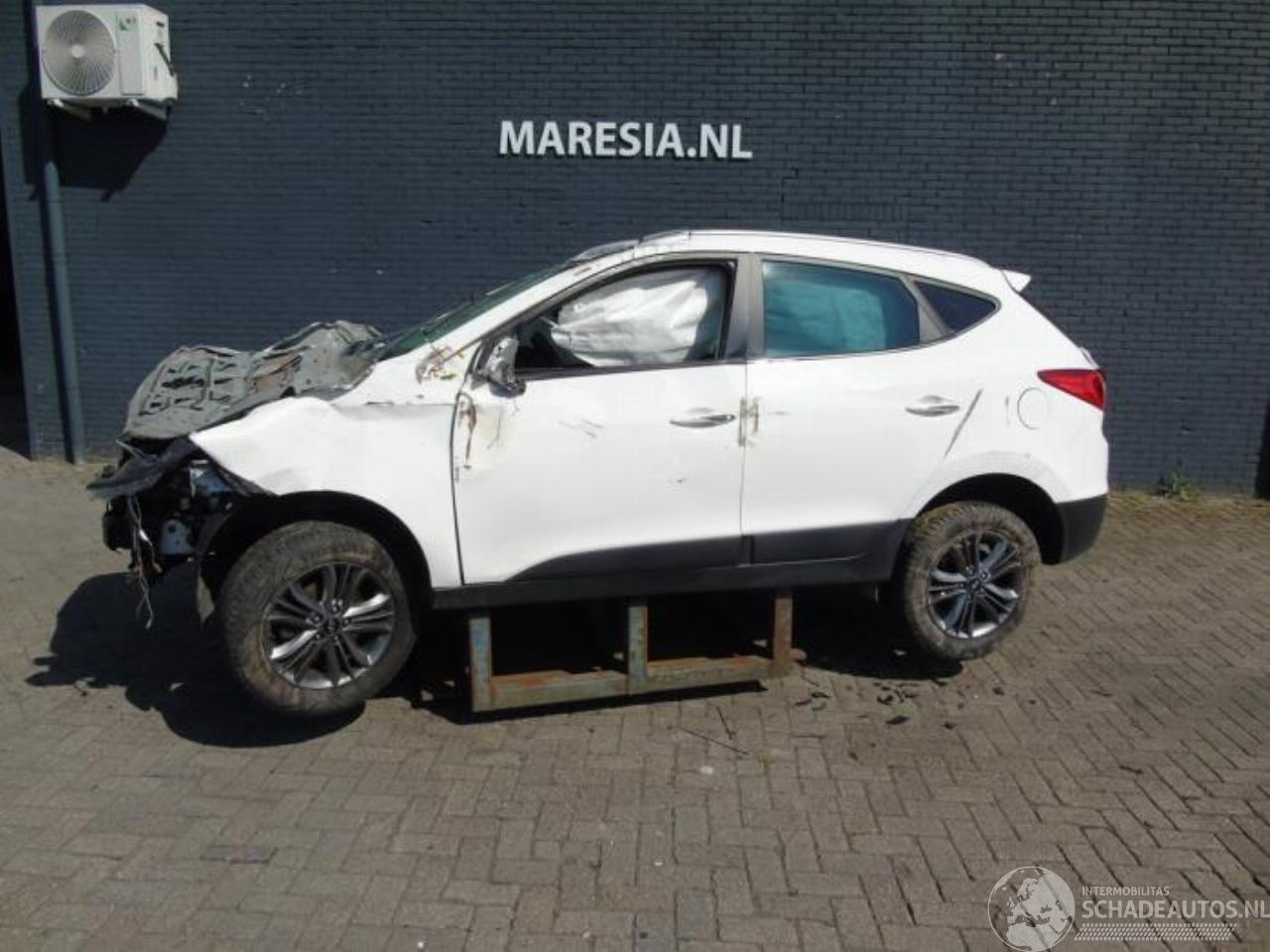 Hyundai Ix35 iX35 (LM), SUV, 2009 / 2015 1.6 GDI 16V