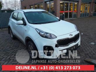 Démontage voiture Kia Sportage Sportage (QL), Terreinwagen, 2015 / 2022 1.7 CRDi 115 16V 4x2 2017/6
