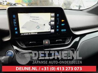 Toyota C-HR C-HR (X1,X5), SUV, 2016 1.8 16V Hybrid picture 22