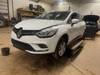 rozbiórka samochody osobowe Renault Clio 0.9 TCe Zen 2017/1