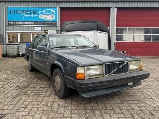 Vrakbiler auto Volvo 740 740, Sedan, 1983 / 1992 2.3 GL,GLE 1987/10