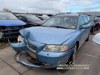 Vrakbiler auto Volvo V-70 V70 (SW), Combi, 1999 / 2008 2.4 20V 140 Bifuel CNG 2005/6