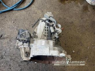 Volkswagen Up! Up! (121), Hatchback, 2011 1.0 12V 75 picture 19