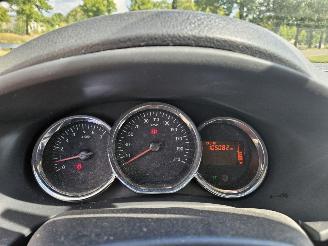 Dacia Sandero 1.2 16V Hatchback  Benzine 1.149cc 55kW (75pk) FWD picture 14