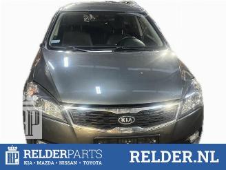 disassembly passenger cars Kia Cee d Cee'd Sporty Wagon (EDF), Combi, 2007 / 2012 1.6 CRDi 115 16V 2011/7