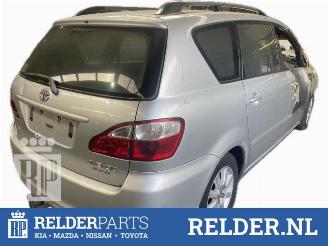 Toyota Avensis-verso Avensis Verso (M20), MPV, 2001 / 2005 2.0 16V VVT-i D-4 picture 4