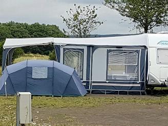 Eifelland  Holiday 420, vastbed, zithoek, grote voortent, luifel picture 2