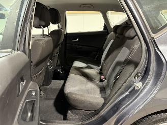 Kia Cee d 1.4CVVT 66kW Clima X-Ecutive picture 33