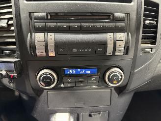 Mitsubishi Pajero 3.2 DI-D 125kW Automaat Airco Invite High Roof picture 16