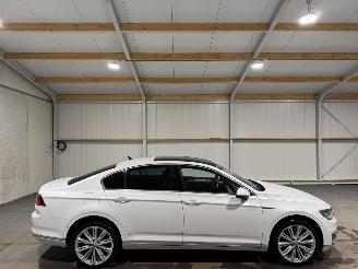 Voiture accidenté Volkswagen Passat 1.4TSI 115kW GTE Highline Pano Automaat 2015/9