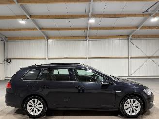 Voiture accidenté Volkswagen Golf 1.0TSI 85kW ComfortLine 2017/1