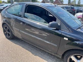 Ford Focus 2.0-16v rally picture 6