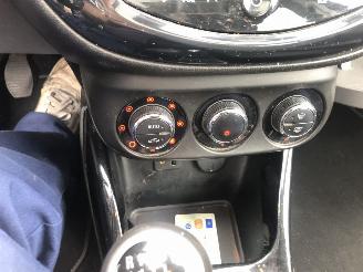 Opel Corsa-E Corsa 1.0 Turbo Cosmo picture 15