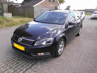 Auto incidentate Volkswagen Passat passat 1.6 tdi high-line 77kw 2014/5