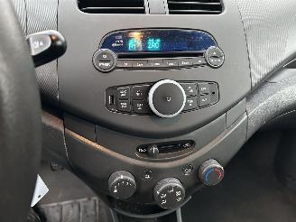 Chevrolet Spark 1.0-16V picture 9