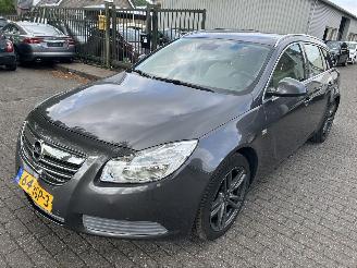damaged passenger cars Opel Insignia Sportstourer  1.6 2011/5