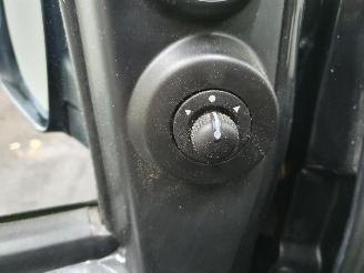 Citroën Nemo 1.3 HDiF picture 13