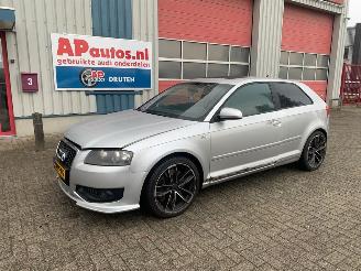 damaged passenger cars Audi A3 3.2 V6 24V FSI QUATTRO 2004/6