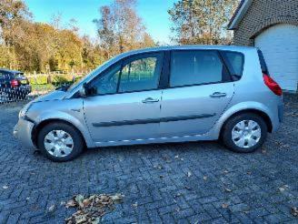 demontáž osobní automobily Renault Scenic  2007/8